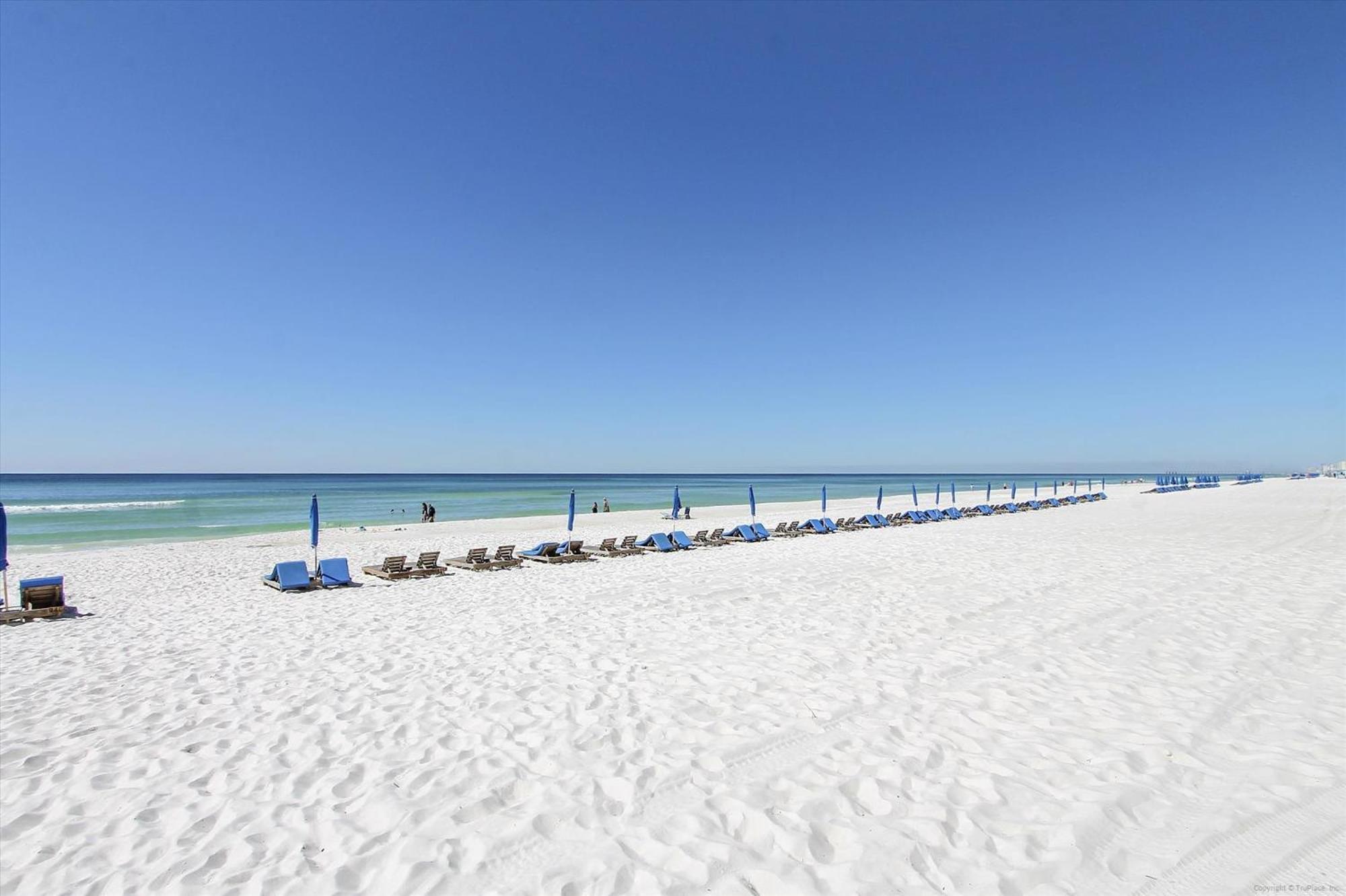Shores Of Panama 401: Beachfront 3-bedroom With Parking *